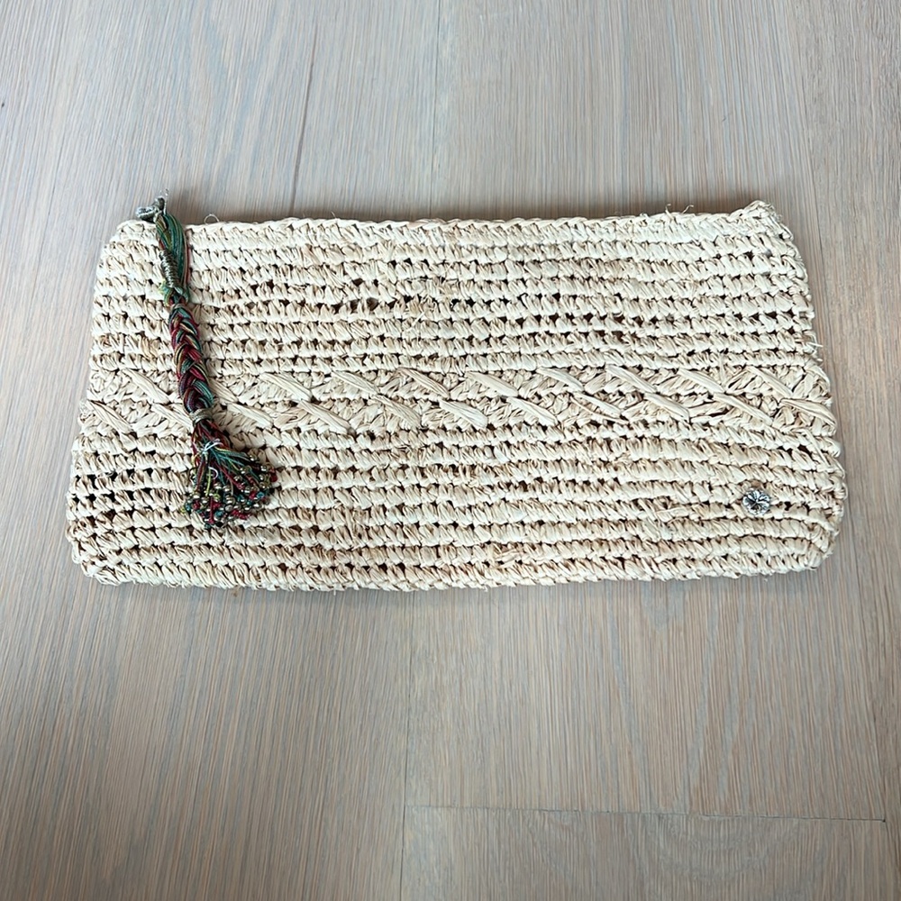 Straw clutch by Flora Bella - Picture 6 of 10